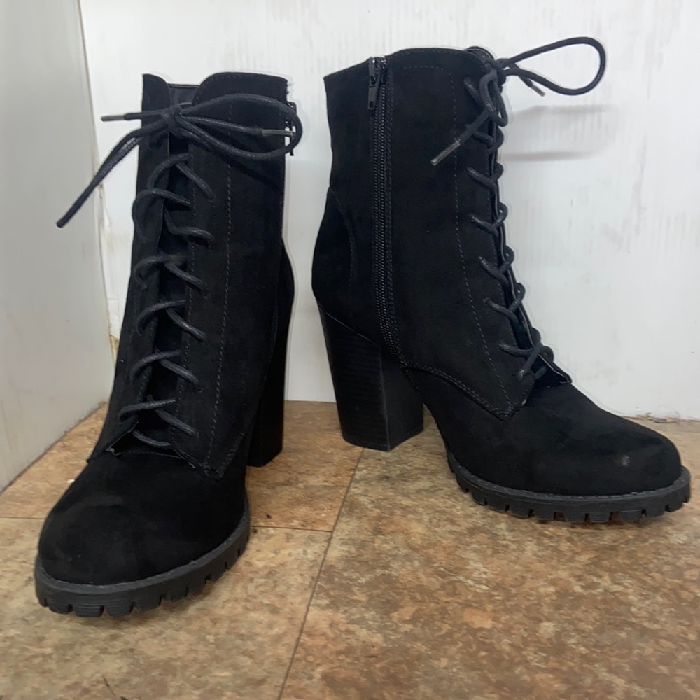 Just Fab chunky heeled boots sz 8